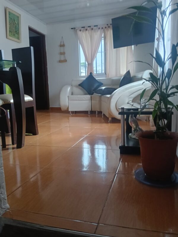 WhatsApp Image 2026-02-25 at 18.17.00 (1) Casa 108m² Las Américas